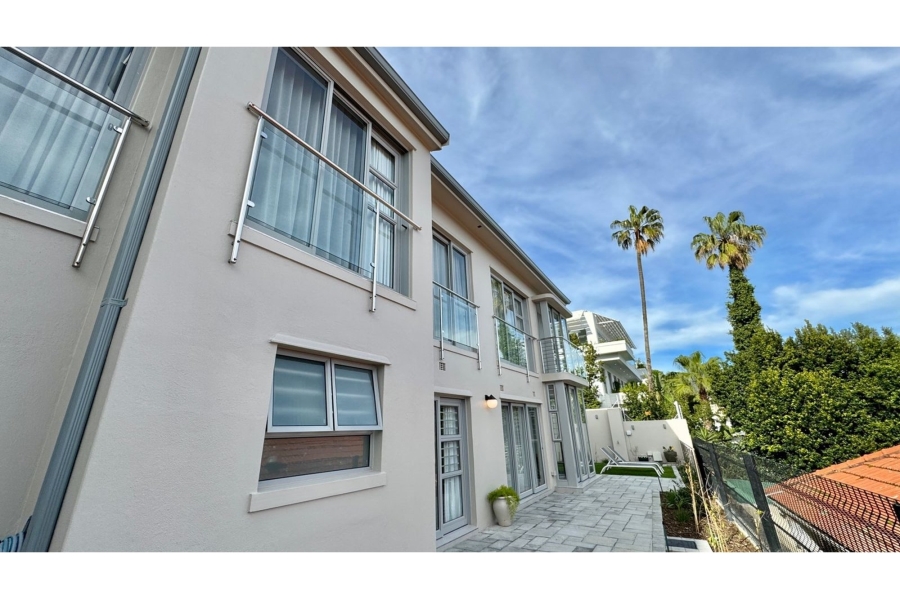 To Let 3 Bedroom Property for Rent in Clifton Western Cape